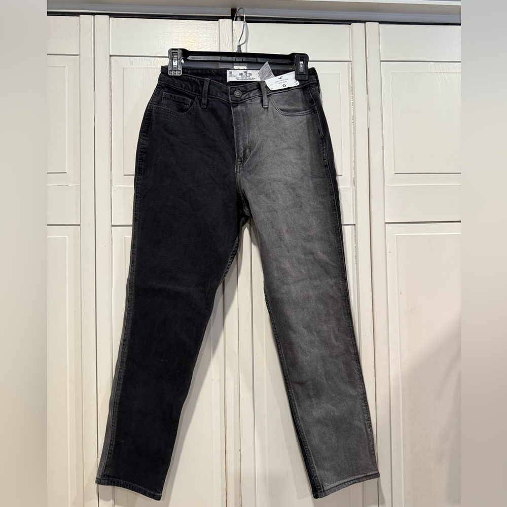 Hollister 2 tone‎ curvy high rise mom jeans size 26 NWT